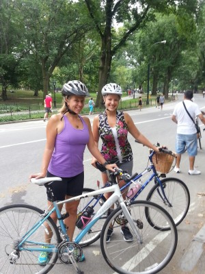 Laura & Theodora biking