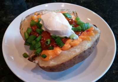 Baked_Potato_With_All_The_Fixings