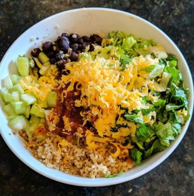 Mexican_quinoa_bowl_lunch